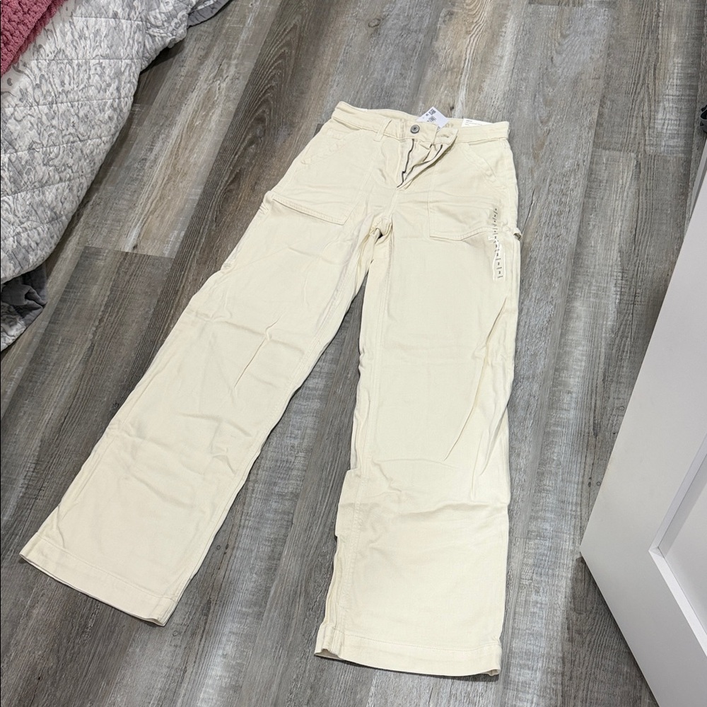 American Eagle Outfitters Cream Utility Cargo Pants LONG